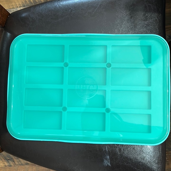 Pampered Chef Kitchen Pampered Chef Silicone Granola Bar Mold